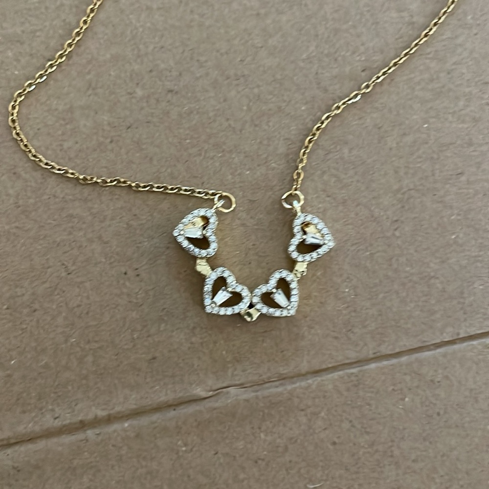 Beautiful necklace - Picture 4 of 5